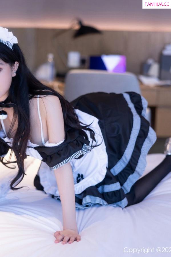   [XiuRen]高清写真图 2023.08.15 No.7237 幼幼 女仆美腿第41张图片